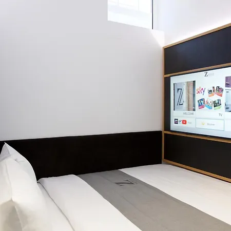 The Z Hotel Leicester Square-3