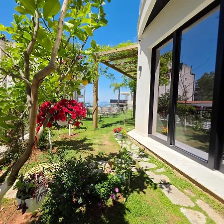 Valza Boutique Hotel-3