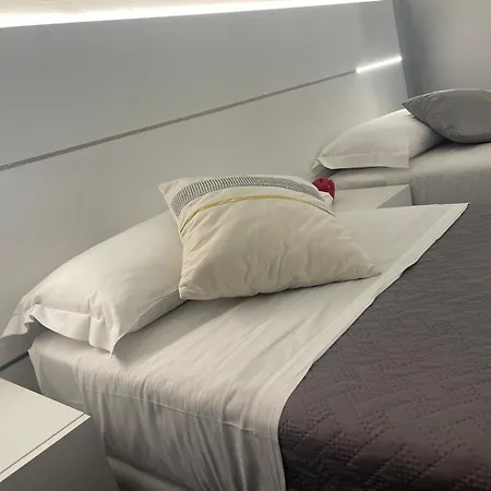 Hotel Scarlet-2