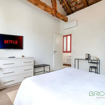 Biennale Ensuite Rooms By Bricola Apartments-2