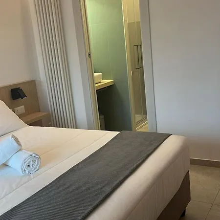 Fazio Rooms Roma-2