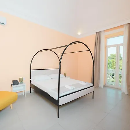 Aria Rooms-2