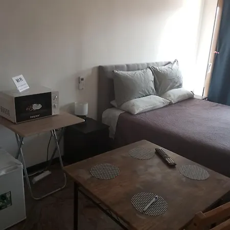 Executive Center Rooms-3