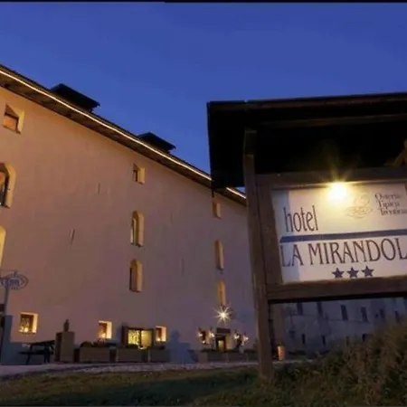 Hotel Dimora Storica La Mirandola-2