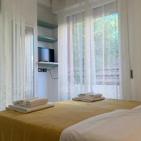 Hotel Ambassador Room Only - Self Check-In-2
