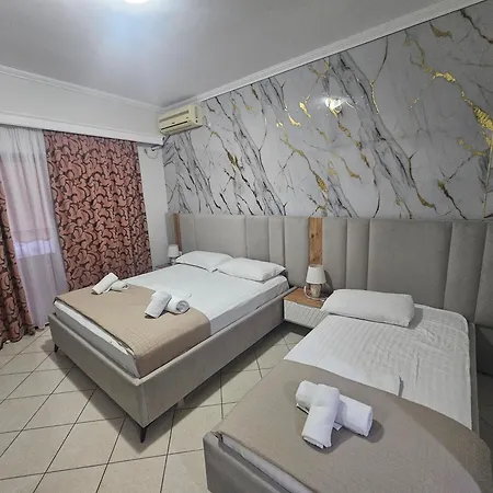 Hotel Pini-3