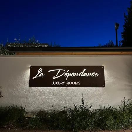 La Depèndance Luxury Rooms-2