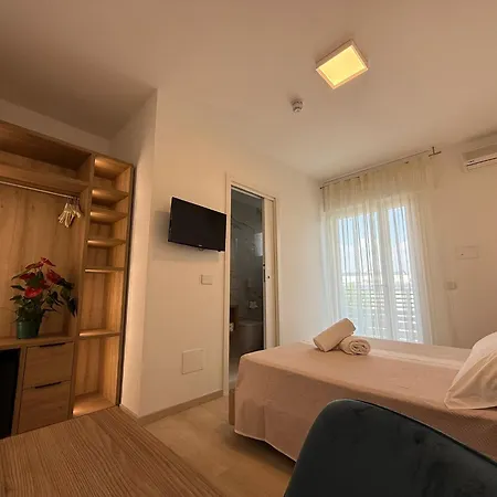 Hotel Berna-2