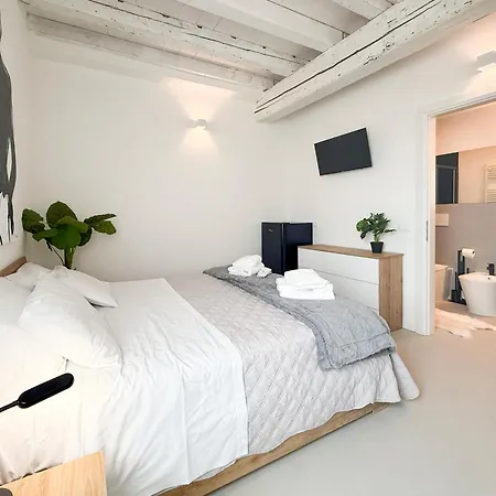 Corte Genovesa Rooms I Destiny Home-2