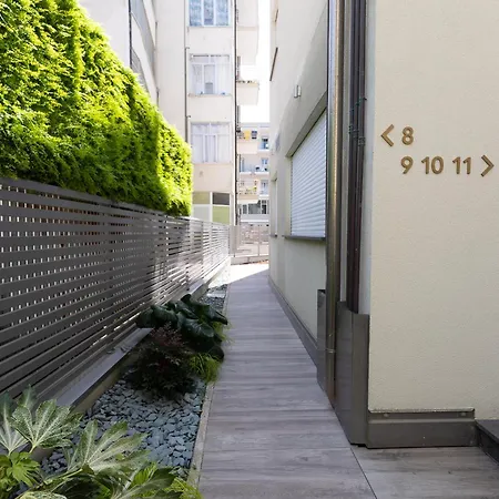 Marina Suite Apartments-3