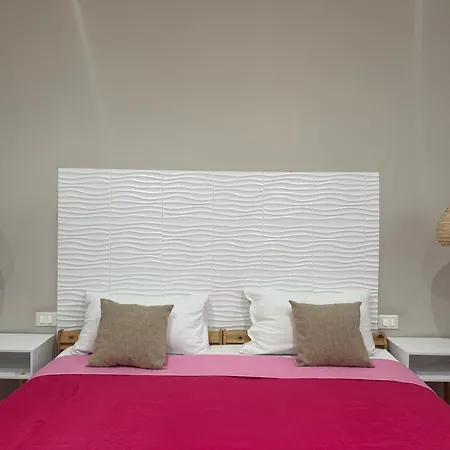 La Piccola Formica Charme Rooms-3