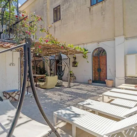Villa Capri-2
