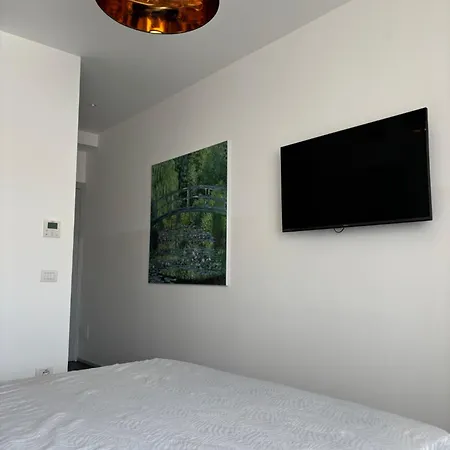 Enjoy Garden - Flavio Baracchini 9 - Rooms-3