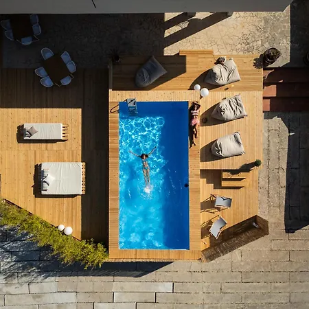 The Place World - Yoga, Wind & Water-3
