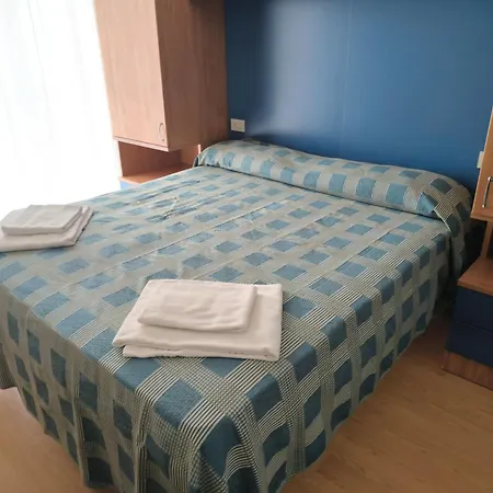 Hotel Midi-3