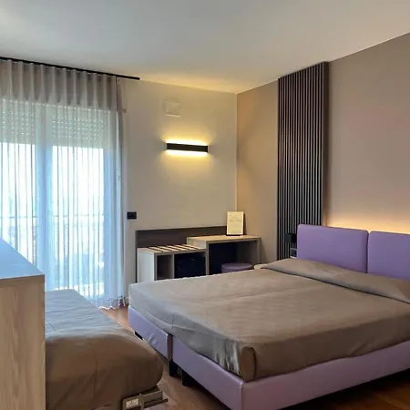 Hotel Italy-3