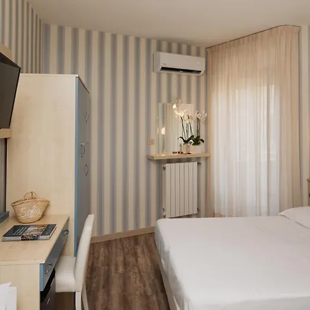 Hotel Riviera-2