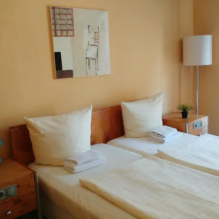 Hotel M68-3