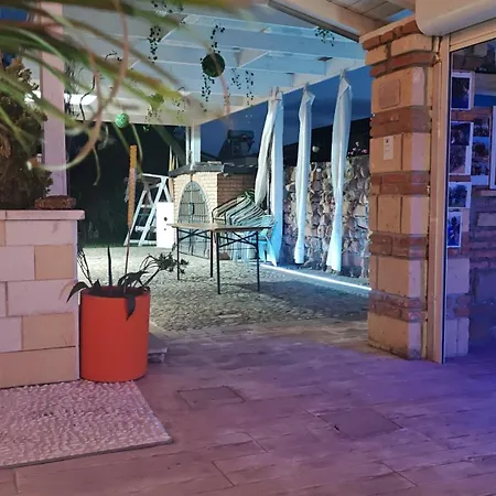 Villa Irma guest house-3