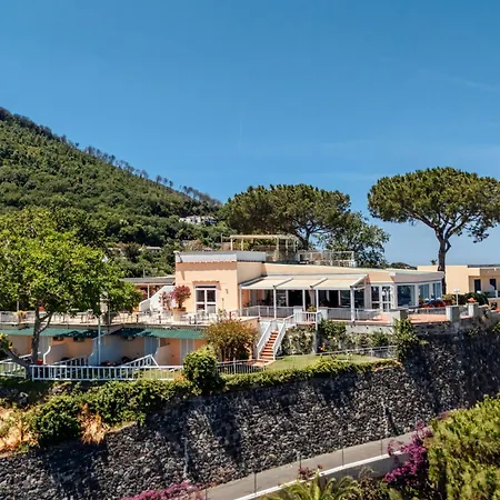 Hotel Villa Ireos-3