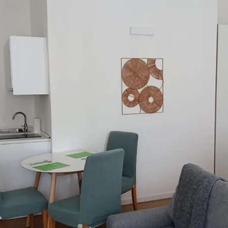 The 6 Apartments S-3