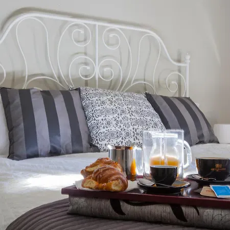 Un Attimo A Roma B&B-2
