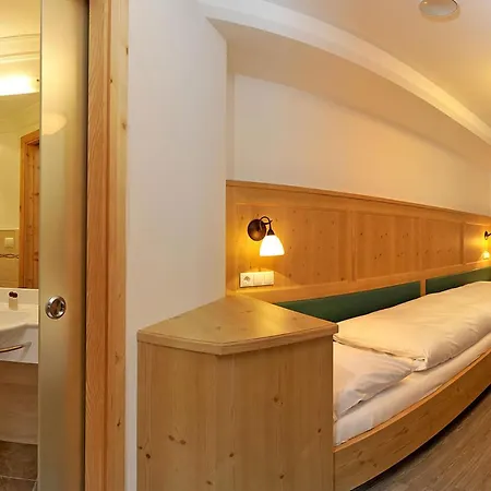 Hotel Sureghes-2
