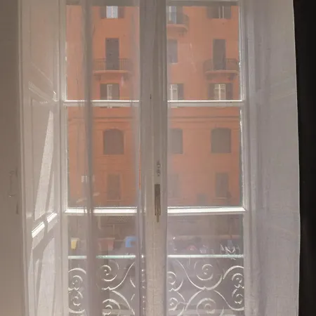 Essenza House Via Alessandria-3