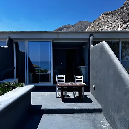 Demilmar Luxury Suites-2