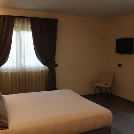 Oltre Alpine Hotel-3