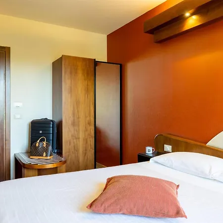 La Villa - Sure Hotel Collection by Best Western-2