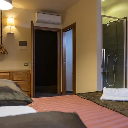 Aida Charming Rooms-3