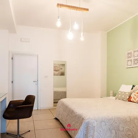 Bari Rooms Suite Station-3