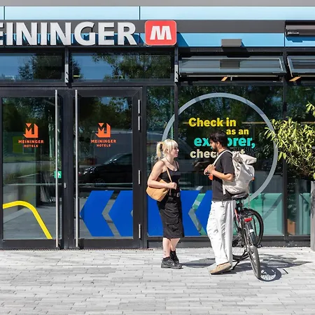 Meininger Hotel Berlin Airport-2