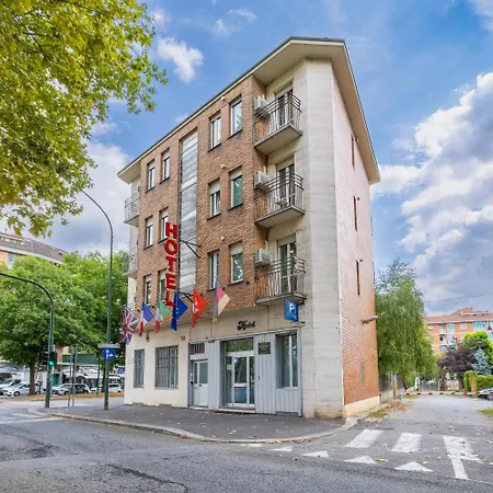 Domino Hotel-2