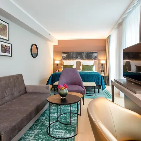 Leonardo Royal Hotel Nuernberg-3