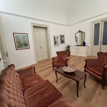 Dimore del Plebiscito B&B-3