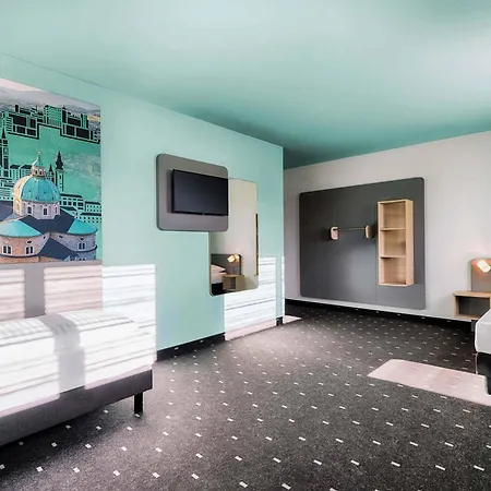 B&B Hotel Salzburg-Nord-3