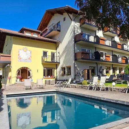 Solaia Hotel & Guesthouse-3
