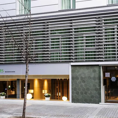 Ibis Styles Barcelona Centre-3