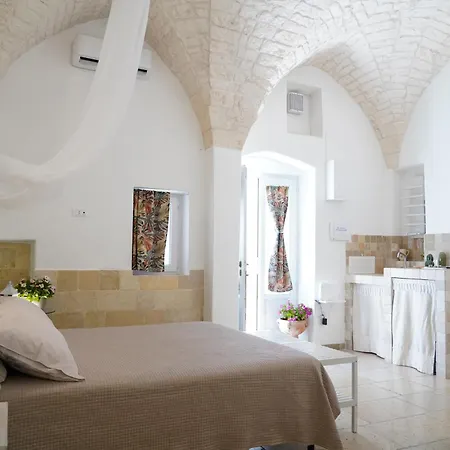 Maison Blanc Ostuni-3
