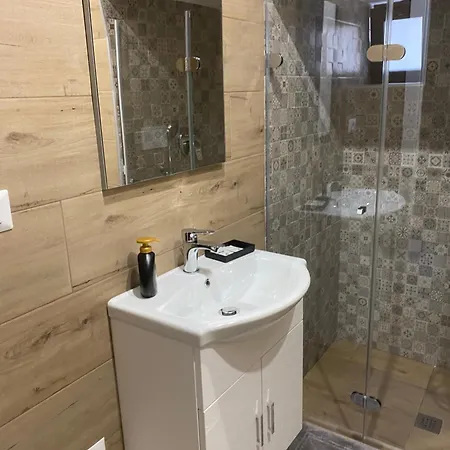 Regina Bona Rooms-2