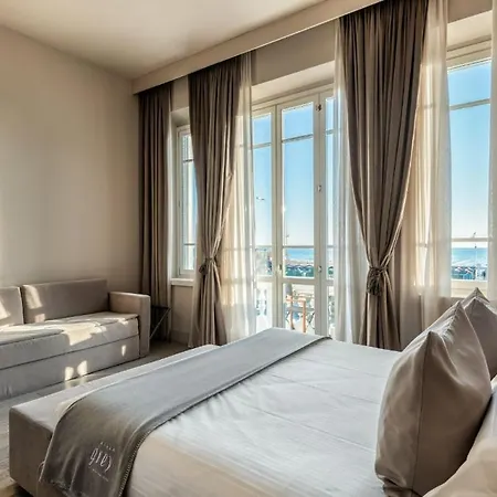 Villa Grey-2