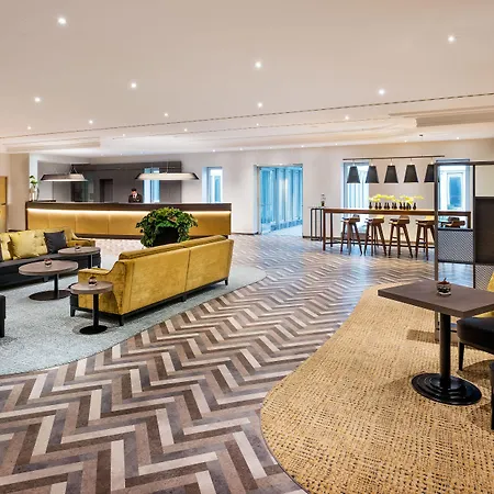 Sheraton Duesseldorf Airport Hotel-2