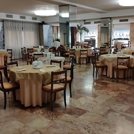 Grand Hotel Duomo-2
