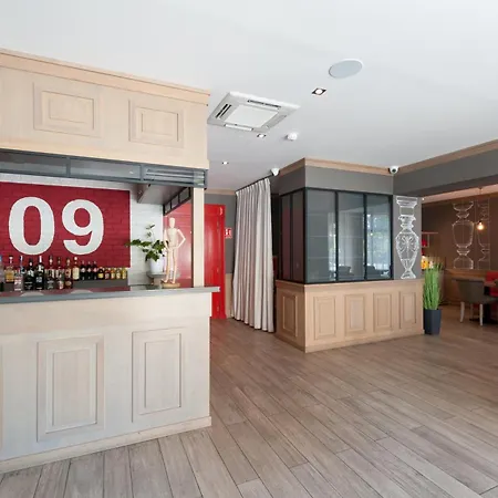 Hotel Le 209 Paris Bercy-2