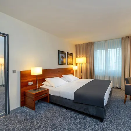 Maritim Hotel Muenchen-2