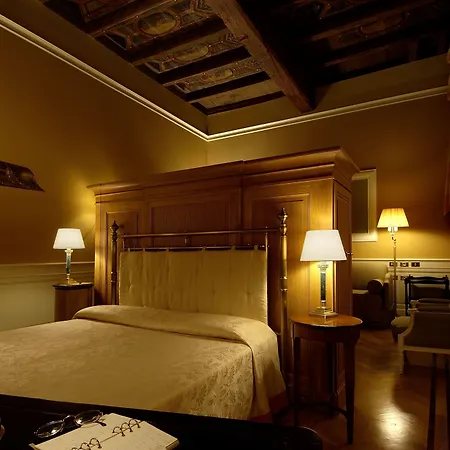 Hotel Corona d'Oro-3