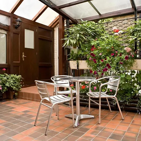 La Gaffe - Bed And Breakfast-2