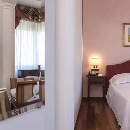 Hotel Plaza-2